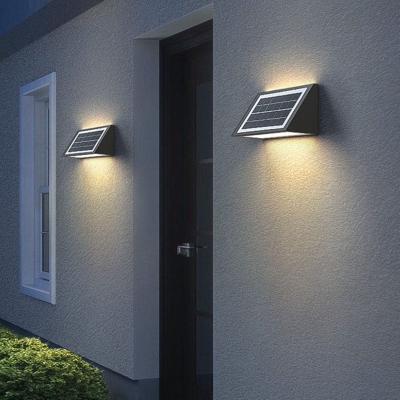Modern Minimalist Outdoor Wall Lamp with Up and Down LED Lighting, Durable Metal Die-Cast Design, Energy-Saving, High Brightness for Yard Landscape