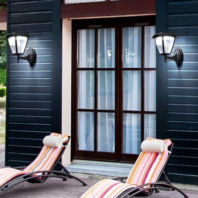 Durable Solar Wall Light with Intelligent Sensor, Fast Charging, Waterproof Die-Cast Aluminum, and High Transmittance PC Lampshade