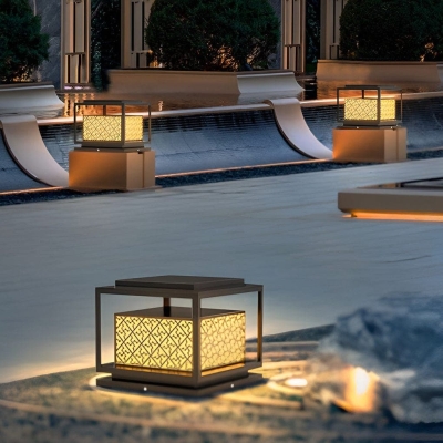 Waterproof Stainless Steel Solar Deck Post Light, Retro Outdoor Lighting for Patio, Garden, Park, Fence, and Lawn, Warm Decorative Glow