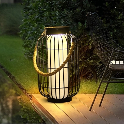 Portable Retro Lantern Shape Outdoor Solar Light with High-Efficiency Panels, Waterproof Metal Design, and Easy Installation for Garden and Patio