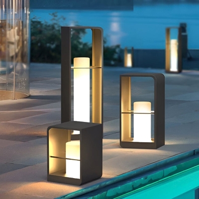 Durable Stainless Steel Solar Pathway Lights with Warm LED for Garden Decoration, Weather-Resistant, Minimalist Design for Romantic Ambiance