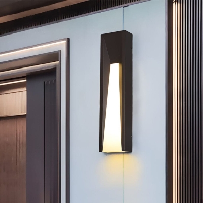 Modern Stainless Steel Outdoor Wall Light with LED, Waterproof and Rustproof, Geometric Design, Long-lasting Porch Lamp with Acrylic Lampshade