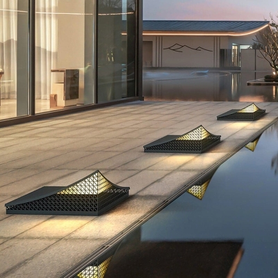 Elegant Stainless Steel Solar Outdoor Light with Asian-Style Engraving, Waterproof, Rust-Proof, High Efficiency for Warm and Lively Landscapes