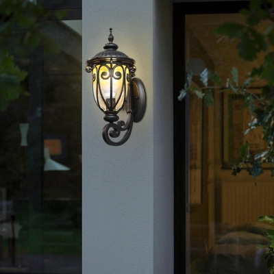 Durable Aluminum Alloy Outdoor Wall Light with Antique Lantern Style and Bubble Glass Shade for Gardens, Balconies, and Corridors