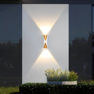 Elegant Outdoor Wall Lamp with High Brightness LED, Rust-Proof Aluminum Body, and Multiple Color Options, Perfect for Stylish Wall Lighting Decoration