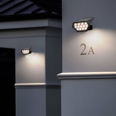 Durable Solar-Powered Tree Spotlight: Easy Installation, Adjustable Lighting Angle, Waterproof, Dustproof, and Rustproof for Long-lasting Outdoor Use