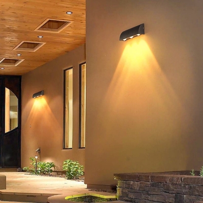 Durable Aluminum Outdoor Wall Light with Frosted Finish, High-CRI LED, Weatherproof Design, and Long-Lasting Bright Warm Light