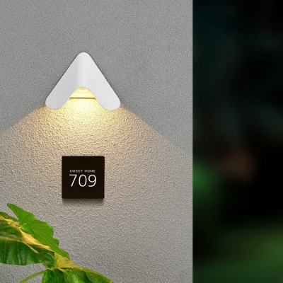 Durable Aluminum Indoor/Outdoor Wall Lamp with Unique Design, High Transmittance LED, and Intelligent Waterproof Control for Safe, Bright Lighting