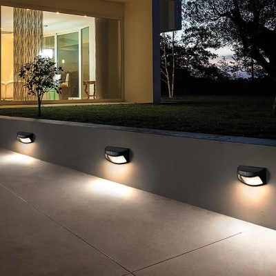Smart Solar-Powered Outdoor Wall Lamp with Light Control Induction, Intelligent Motion Sensor, and High Brightness LED for Energy Efficiency