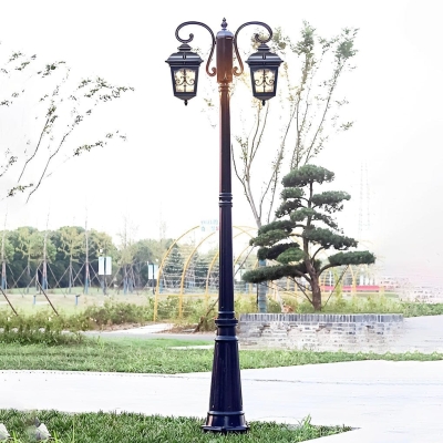 Sturdy Die-Cast Aluminum Street Light with Transparent Glass Shade, Waterproof, Rustproof, Ideal for Villas, Gardens, Roads, and Commercial Areas