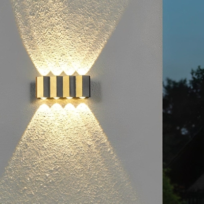 Durable IP65 Waterproof Up and Down Outdoor Wall Light with Anti-Rust Aluminum, Intelligent Control Circuit, and Fine Texture LED Wall Washer