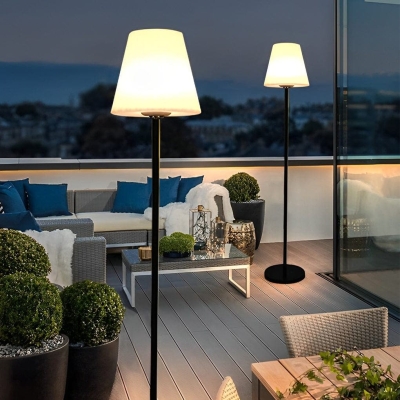 Outdoor Solar Floor Lamp with 800mA Battery, IP65 Waterproof, Auto On/Off, LED Warm Light, Easy Setup for Yard or Poolside, 6 Hours Solar Charge