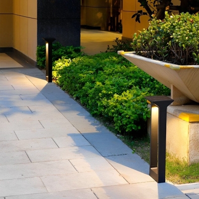 High-End Solar Outdoor Path Light, Rustproof Die-Cast Aluminum, Weather-Resistant, Fast Charging, Bright Illumination for Yard &amp; Walkways