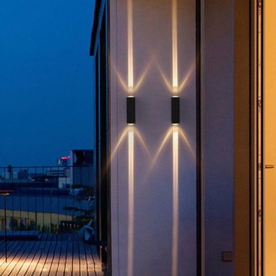 Durable Waterproof Outdoor Wall Light with Die-Cast Aluminum, Bright LED, High Color Rendering, Ideal for Gardens, Villas, Parks, and Squares