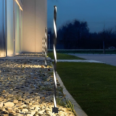 Durable Aluminum Solar Lawn Lamp with LED Light, Waterproof and Rustproof, Easy to Install for Garden, Lawn, and Pathway Illumination
