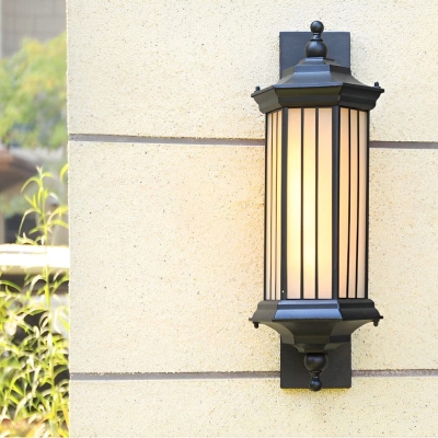 Vintage Design Outdoor Wall Sconce, Waterproof, Rustproof Front Door Light with Cast Aluminum Body and High Transmission Lampshade