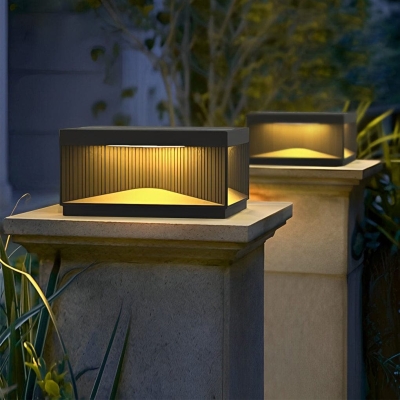 Durable Stainless Steel Outdoor Solar Garden Light with Stylish Square Design, Rust-Resistant, Energy-Saving, Ideal for Yard, Sidewalk, and Fence Posts