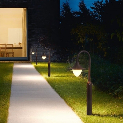 Durable Rust-Proof Outdoor Light with Textured Frosted Shade and Curved Arms, Ideal for Garden, Patio, Walkway, and Driveway, Safe in Rain or Snow