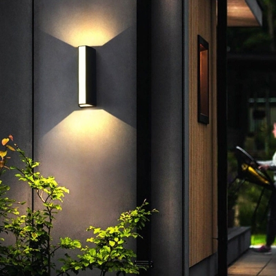 Modern Chic Outdoor Wall Lamp with Up and Down Lighting, IP65 Waterproof Aluminum Structure, Ideal for Walkways, Porches, Patios, and Poolside Gardens