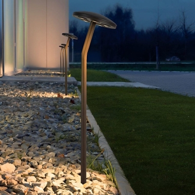 Rust-Proof Mushroom-Shaped Lawn Lamp with High-Color Rendering LED for Vivid Light Effects and Long-Lasting Garden Decoration