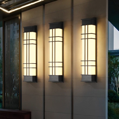 Durable Waterproof Galvanized Outdoor Wall Light with Classic Black Finish for Garden, Garage, Porch, and Security Lighting
