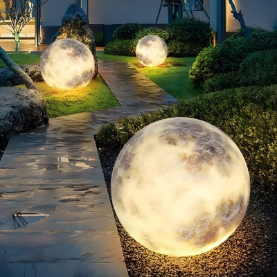 Exquisite Fiberglass Moon Outdoor Light, Perfect for Gardens, Lawns, Courtyards, and Balconies, Available in Three Sizes for Stunning Decor