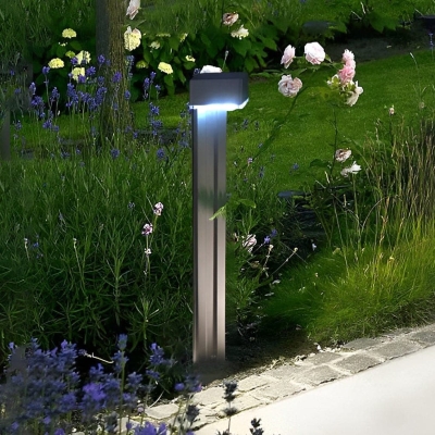 Durable Aluminum Alloy Solar Outdoor Light with High Conversion Polysilicon Panel, IP65 Waterproof, 100-Hour Illumination for Garden and Sidewalks