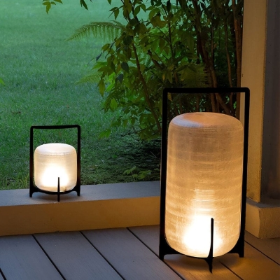 Durable Waterproof Outdoor Garden Light with Stainless Steel and Glass, Solar-Powered Option Available, Ideal for All Weather Conditions