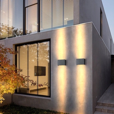 Up and Down Outdoor Wall Lamp with Built-in LED, Long Distance Illumination, Stable Light, Perfect for Courtyard and Porch Decoration
