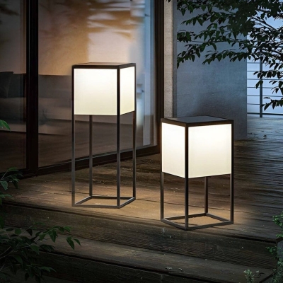 Durable Stainless Steel Solar Garden Light, Waterproof, Rust-Proof Outdoor Post Lamp for Deck, Fence, Patio, Porch, Pathway Lighting