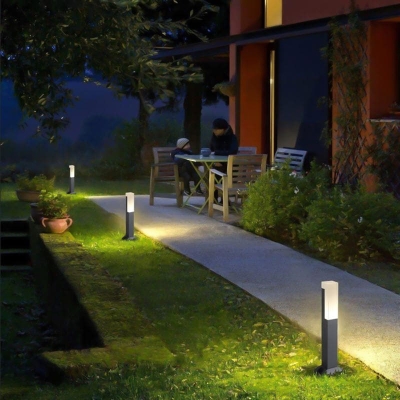 Modernist Aluminum LED Garden and Pathway Lights, Sleek Black Post Design for Stylish Outdoor Illumination and Enhanced Security
