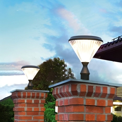 Intelligent Solar Deck Post Light with Unique Lampshade Design, High Light Transmittance, Fast Charging, and Automatic Night Lighting for Outdoor Use