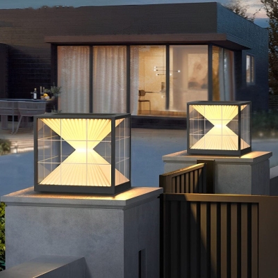 Rustproof Stainless Steel Solar Outdoor Pillar Light with High Transmittance Acrylic Lampshade, Automatic Charging &amp; Superior Waterproof Performance