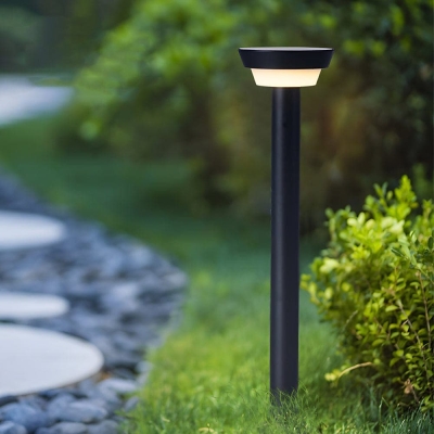 Elegant Black Aluminum Outdoor Path Light with IP65 Waterproof Rating, Two Installation Options, and Solar Charging Capability