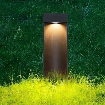 Durable Aluminum Outdoor Pathway Light with Energy-Efficient LED, High Brightness, Long Lifespan, and Easy Installation for American Homes