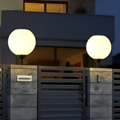 Durable Solar Post Cap Lights, Waterproof, Dustproof, Rustproof Aluminum Base with High Efficiency Charging &amp; Tempered Glass Protection