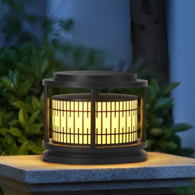 Decorative Solar Fence Post Light, Waterproof, Rust-Resistant, Long-Lasting Outdoor Pillar Light with Unique Pattern for Warm, Romantic Ambiance