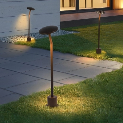 Rust-Proof Mushroom-Shaped Lawn Lamp with High-Color Rendering LED for Vivid Light Effects and Long-Lasting Garden Decoration